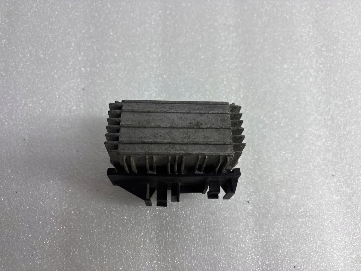 Glow Plug Controller Opel Frontera B 09132691 image 3
