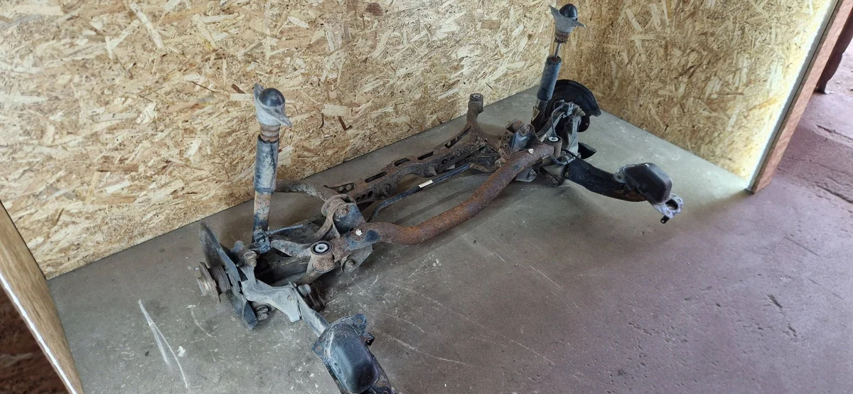 Sankis hinten für VW Passat B6 image 8