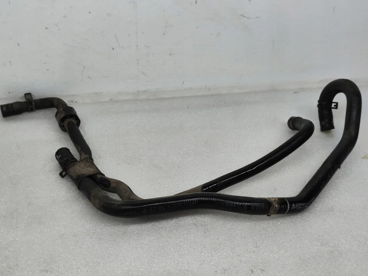 Imuletku ohjaustehostin Audi A3 8L 1J0422887F