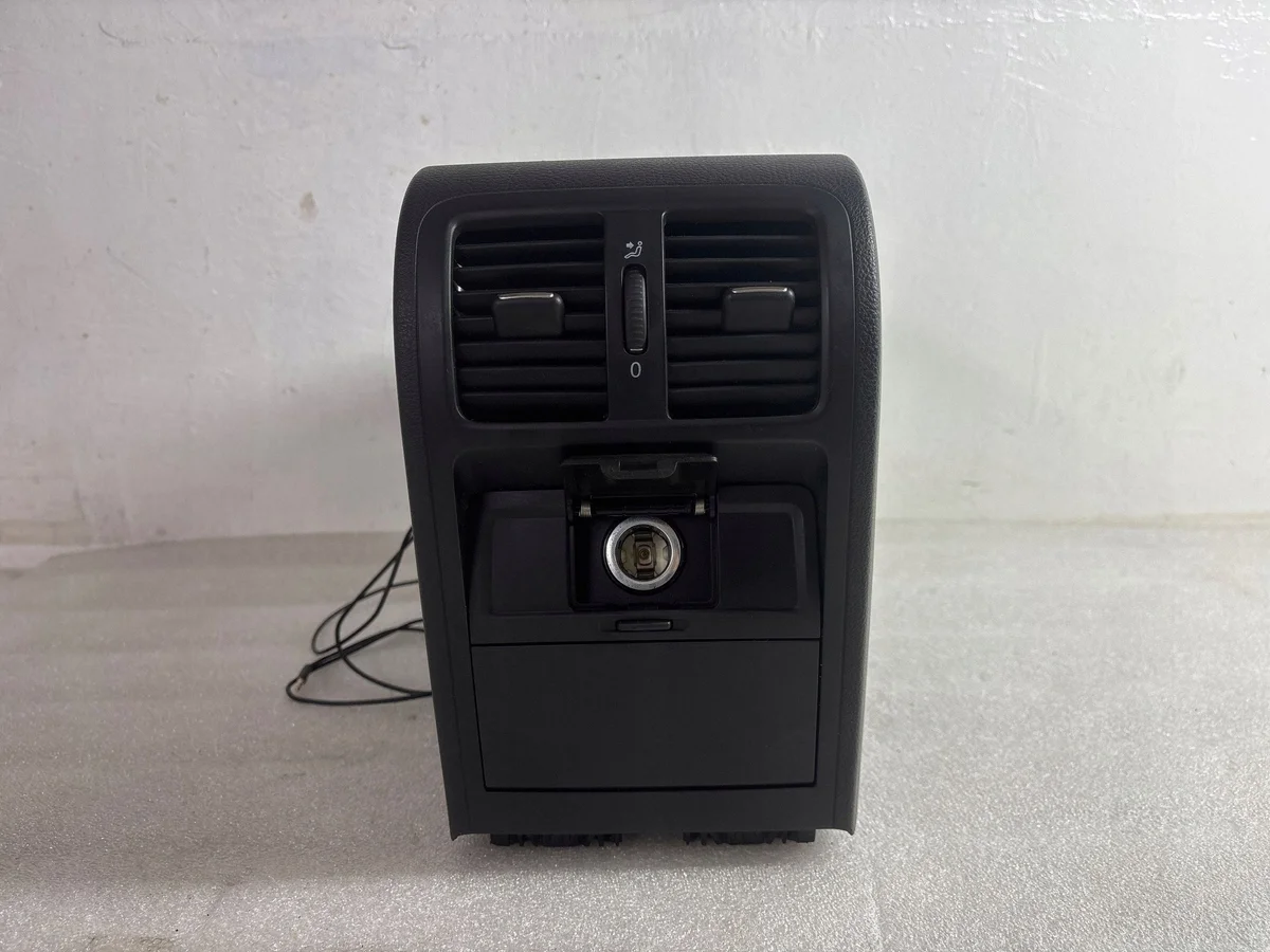 VW Passat B6 Console Armrest 3C0863319 image 3