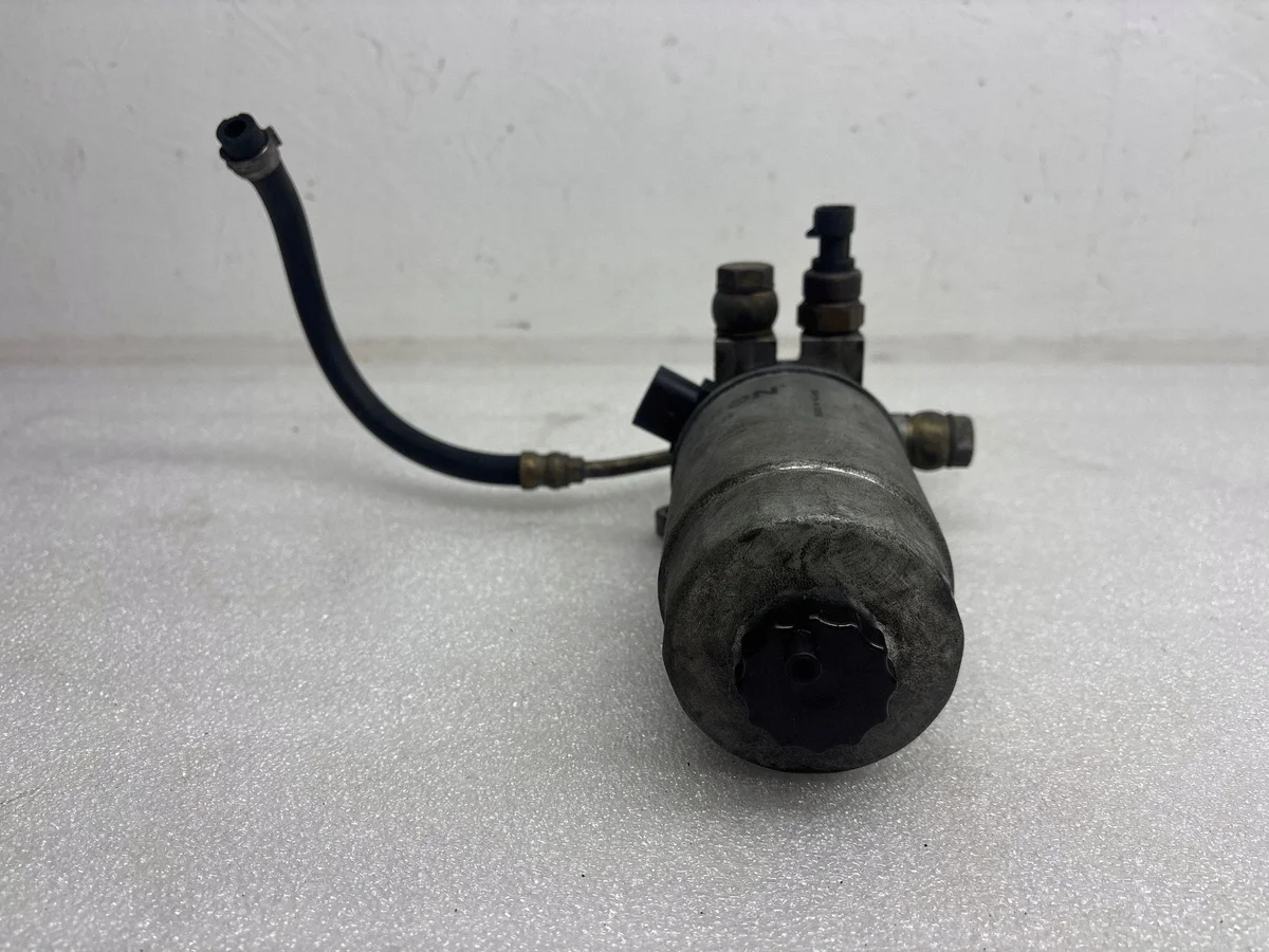 Alfa Romeo 145/146 polttoainesuodattimen kotelo image 3