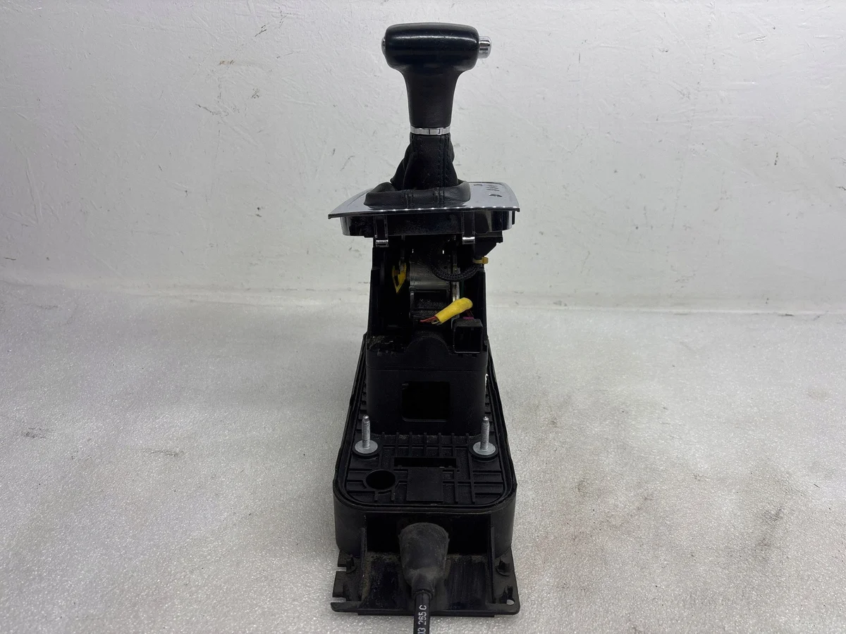 Levier de vitesse VW Passat B6 K0713061 image 5