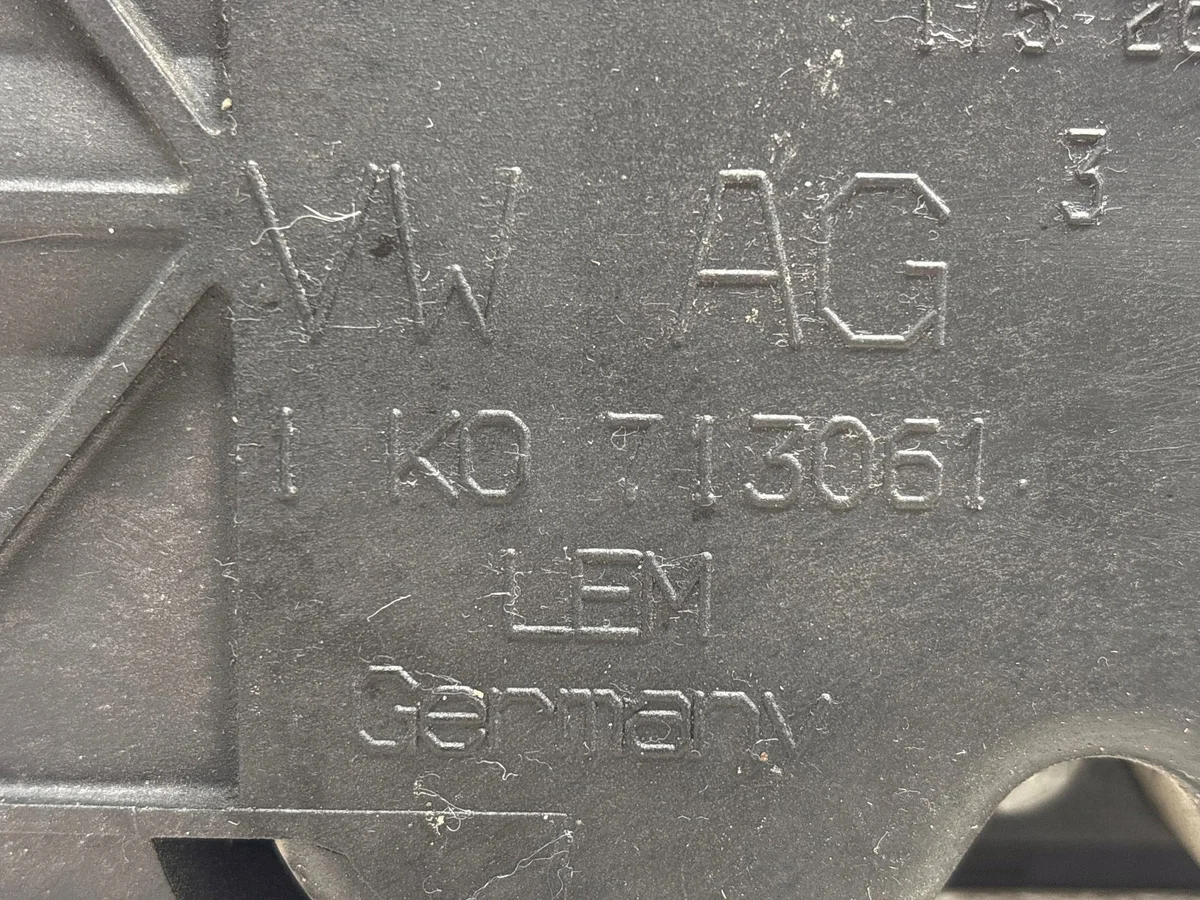 Levier de vitesse VW Passat B6 K0713061 image 9