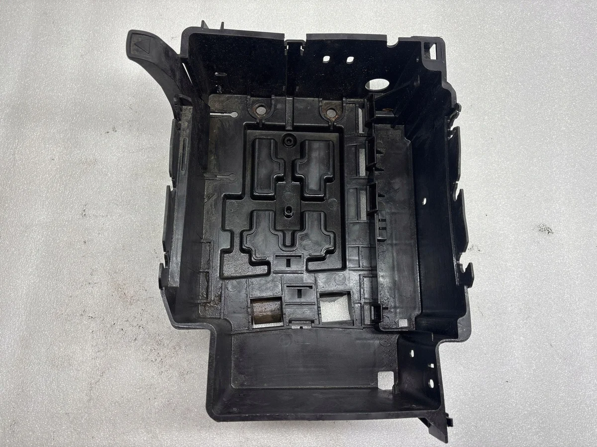 Base Bateria Citroen C3 00049100 Usada image 4