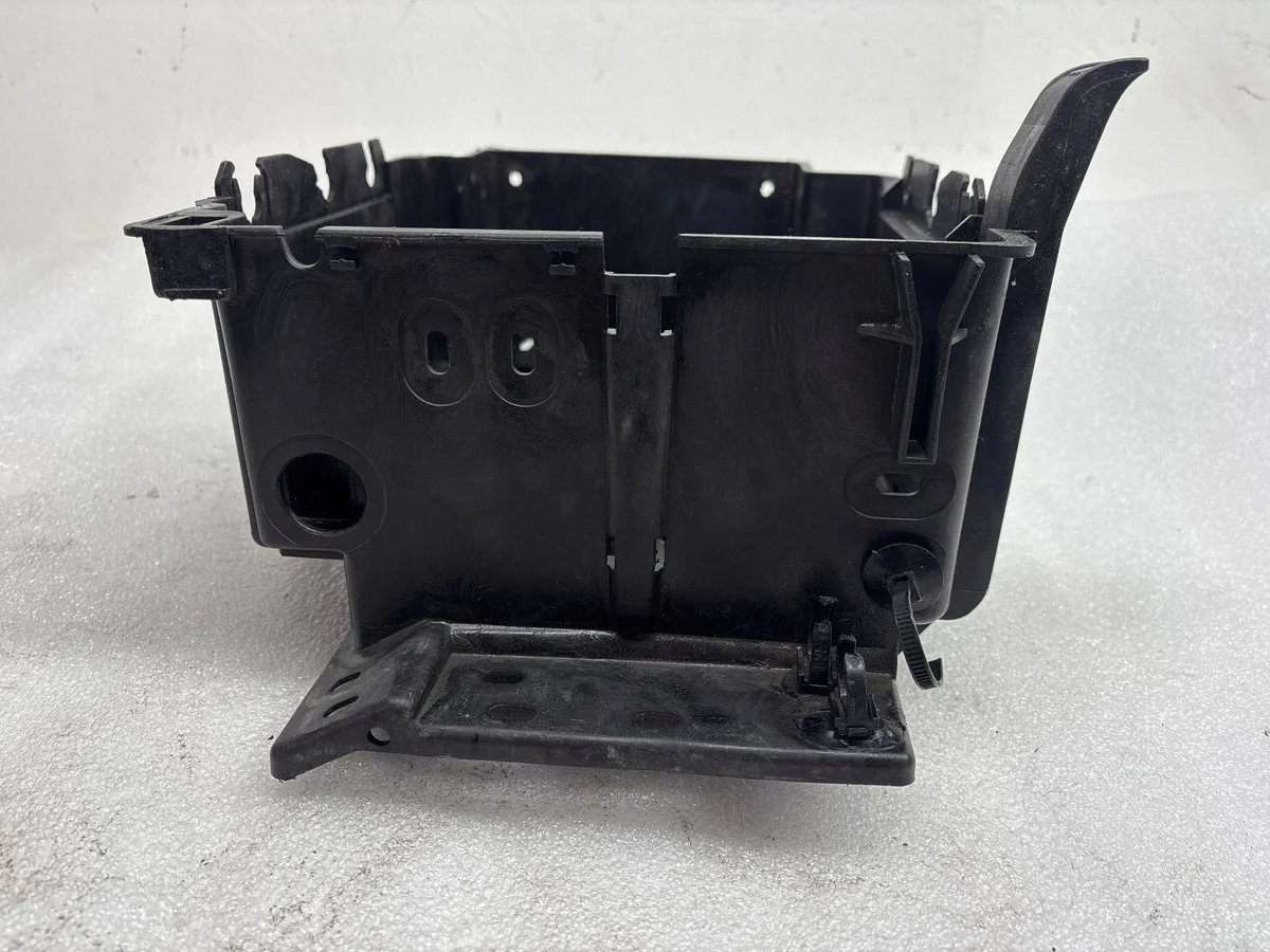 Base Bateria Citroen C3 00049100 Usada image 6