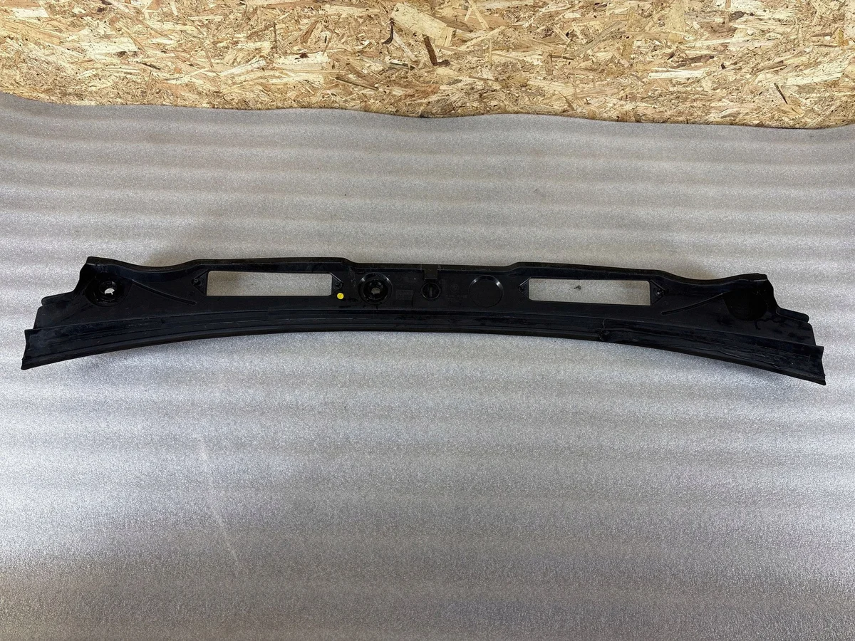 Podszybie BMW X1 E84 50533 Usato image 4