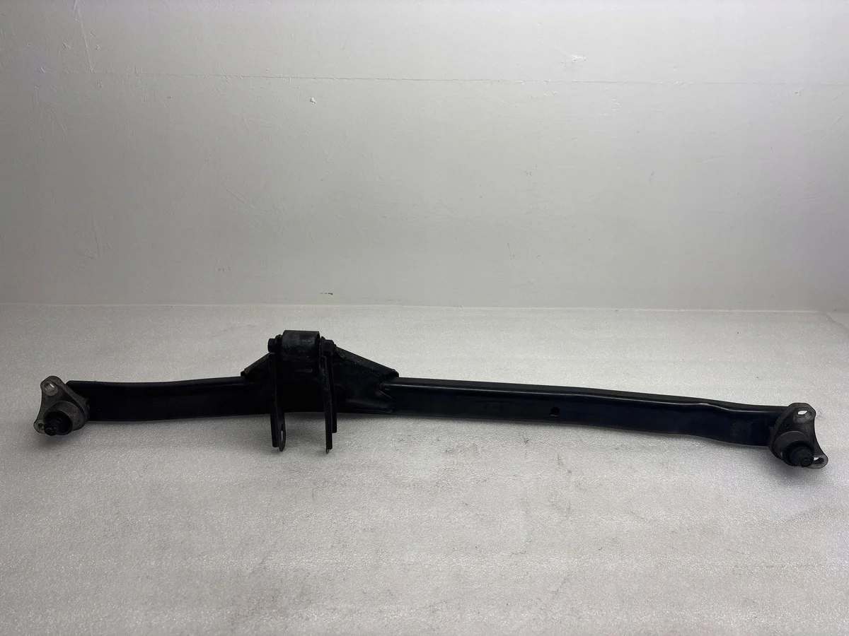 Engine Mount Volvo S60 ISA11374 Used