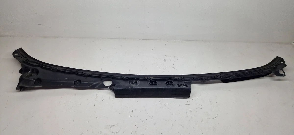 BMW 5 F10 F11 Under Wiper Panel Used