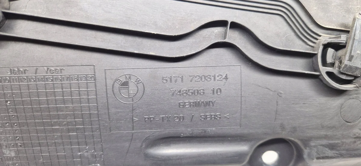 BMW 5 F10 F11 Ondersteuning Motor 74850810 image 8