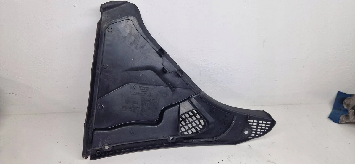 BMW 5 F10 F11 Underkåpa 51716987605
