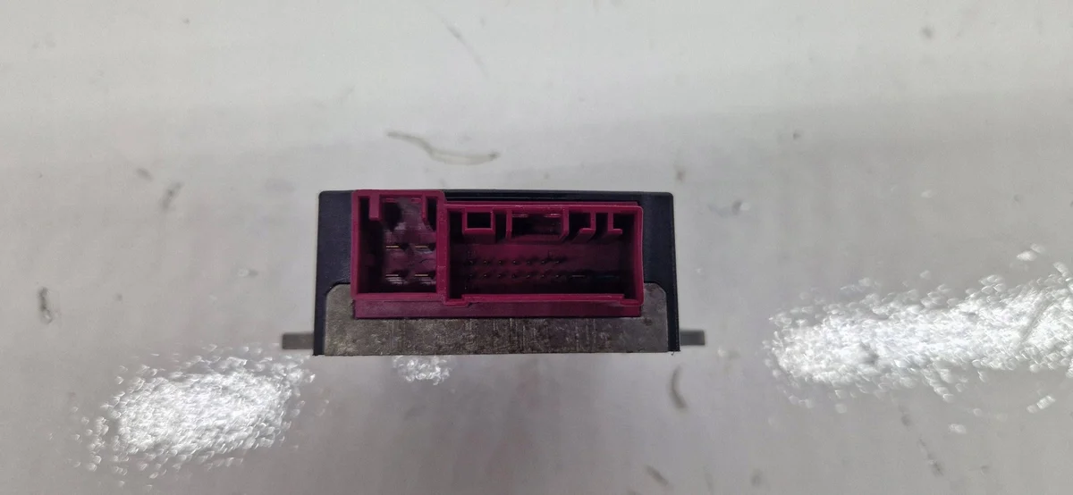 BMW Fuel Pump Control Module 7276073 Used image 4