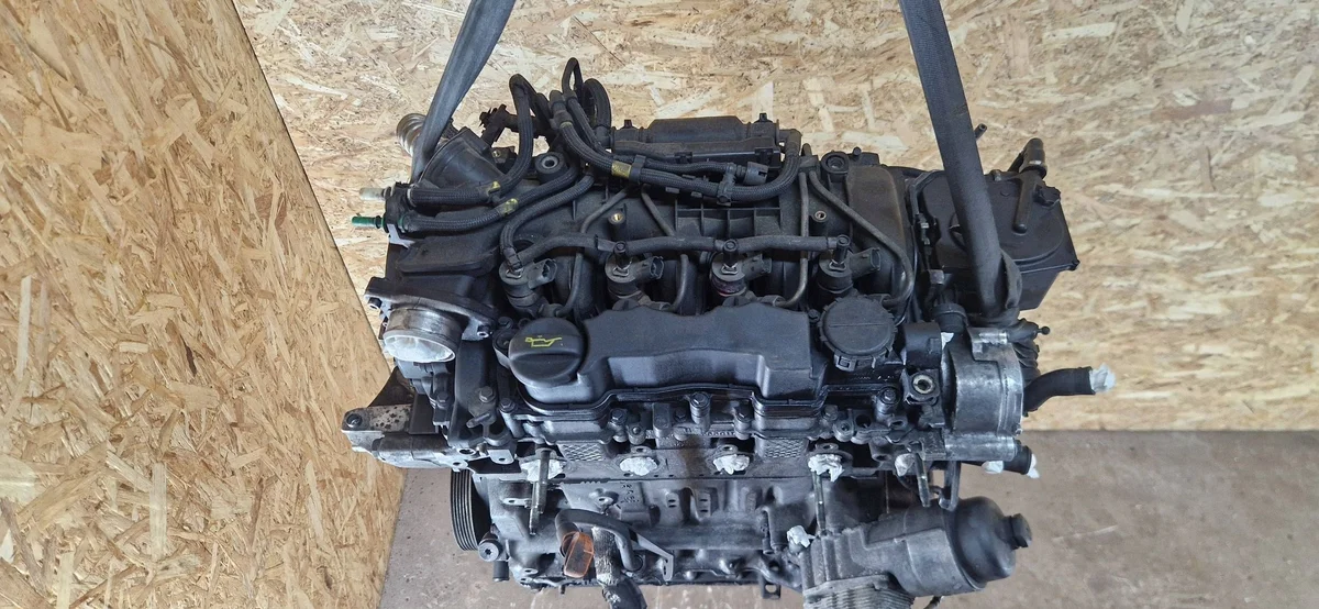 Motor Peugeot 307 DV6ATED4 Usado image 9