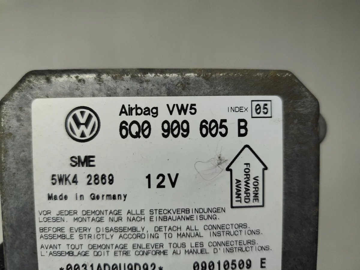 Airbag-ohjain VW Passat B5.5 6Q0909605B image 3