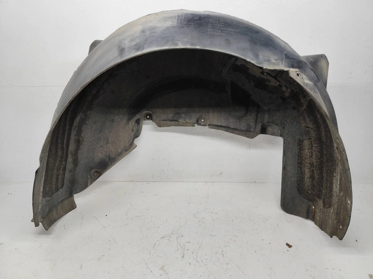 Passage de roue arrière gauche BMW 5 E60 E61