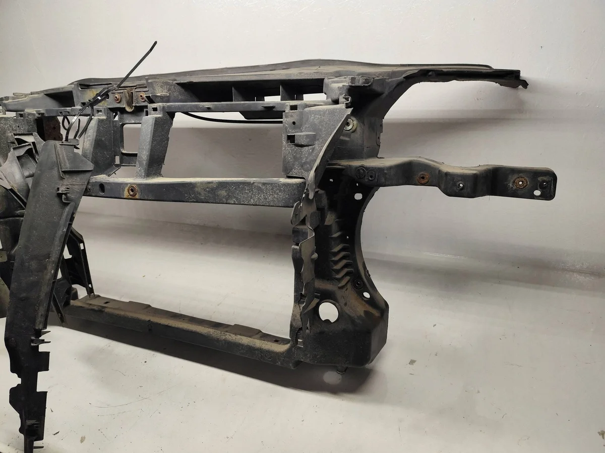 Support de traverse avant VW Passat B6 image 3