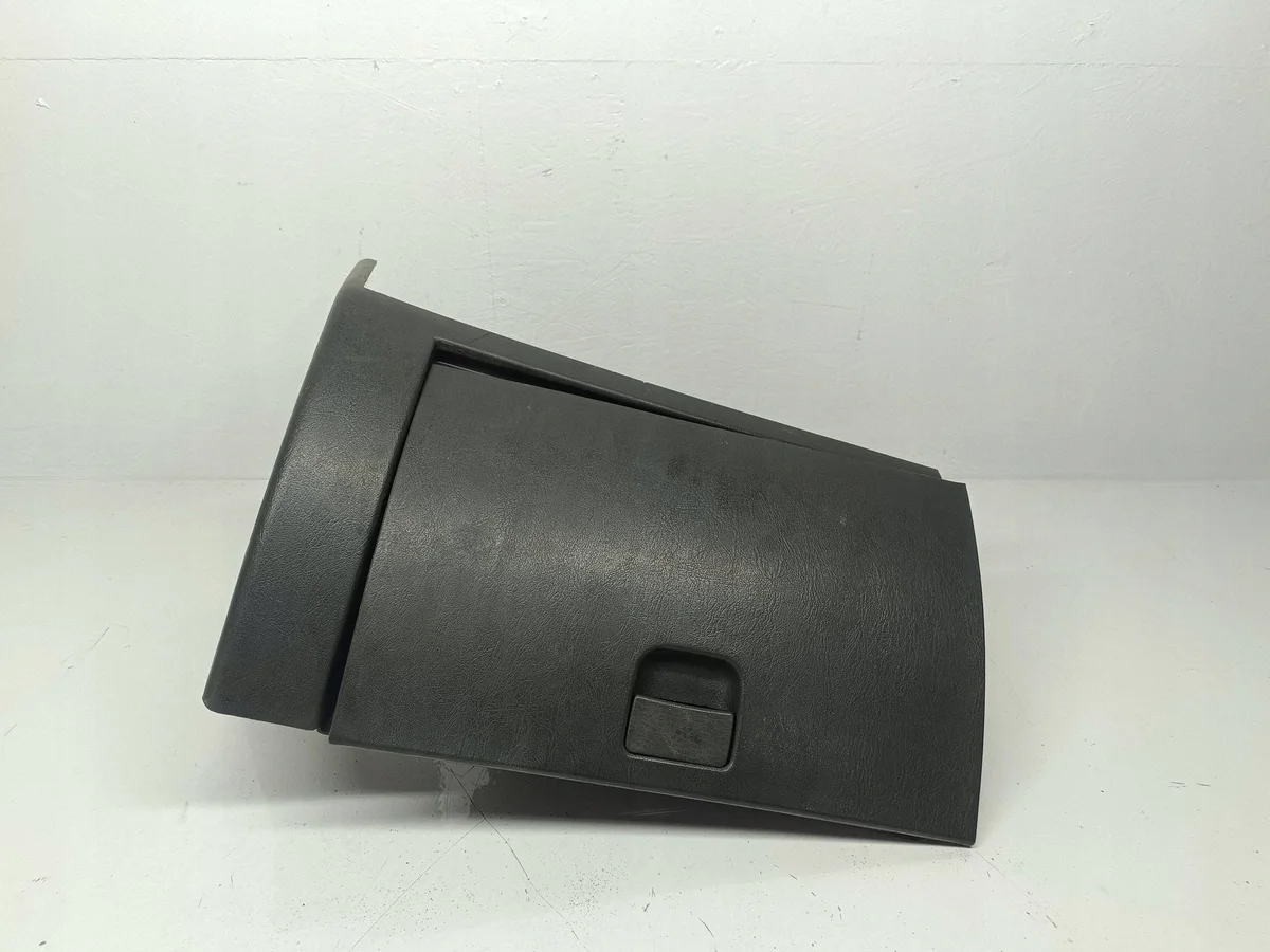 Schowek Kia Sportage 0K08b64150