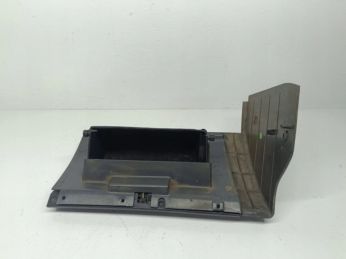 Schowek Kia Sportage 0K08b64150 image 3