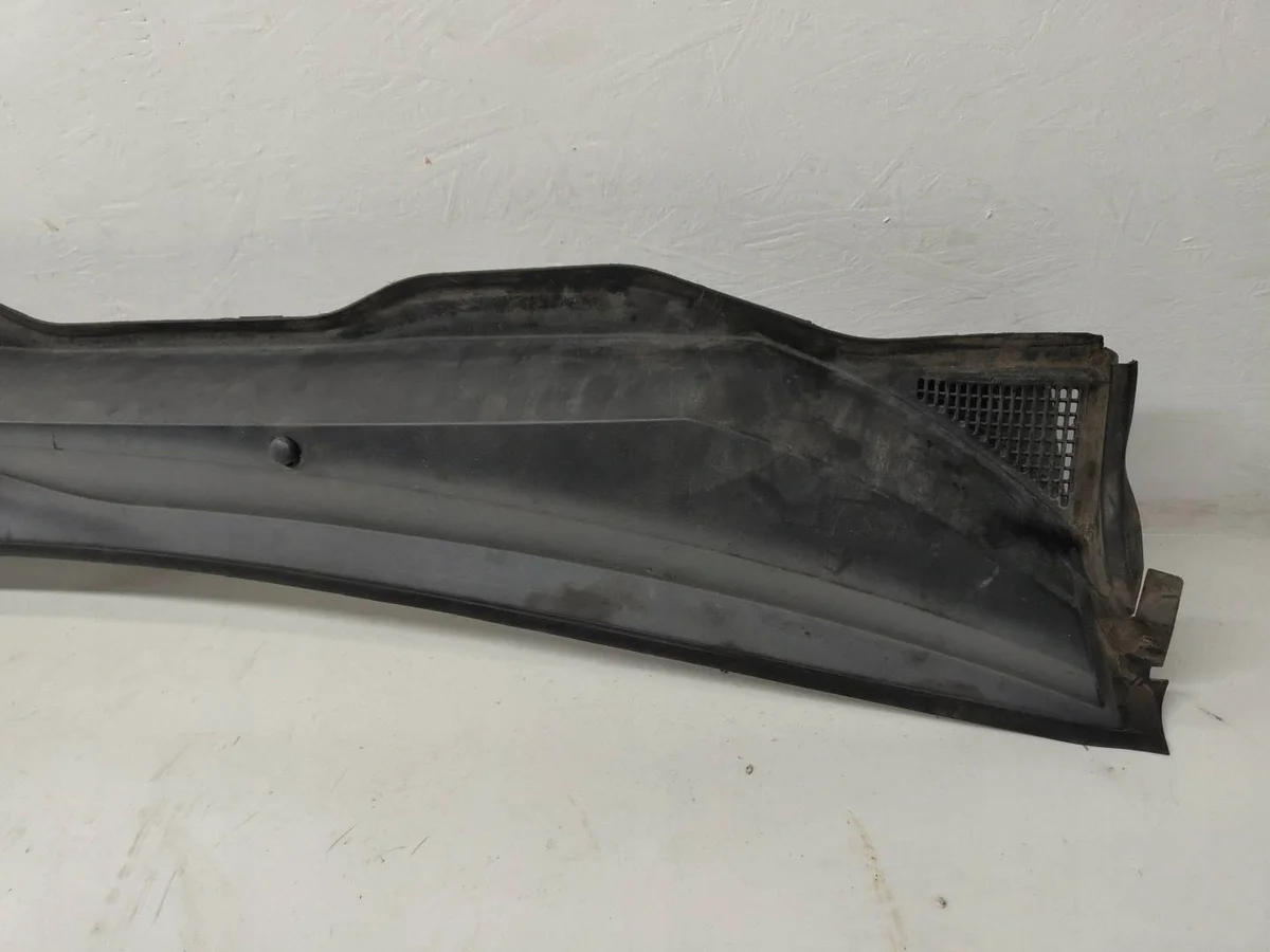 Podszybie Opel Astra H 24463382 Usado image 3