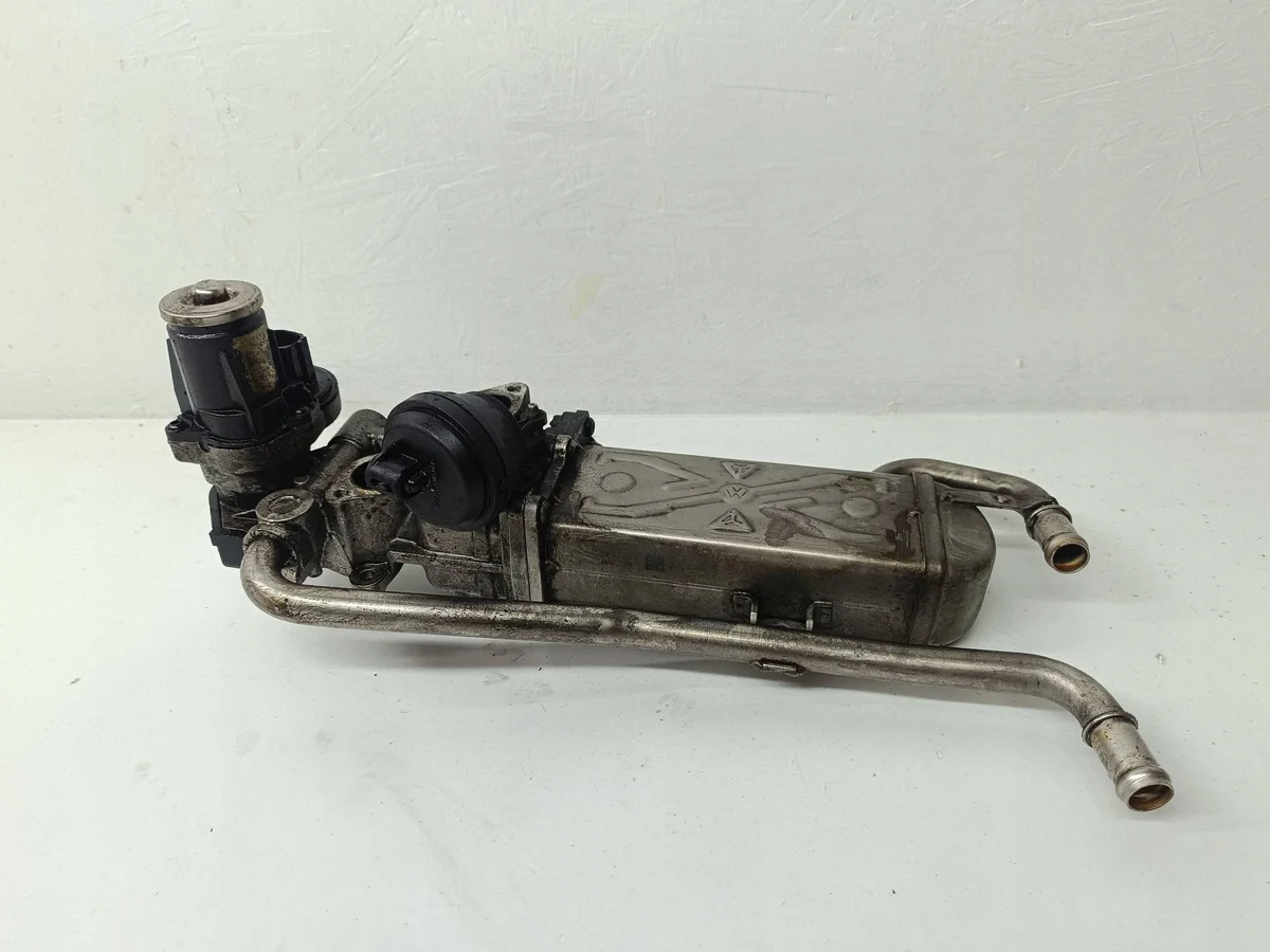 VW EGR-Kühler 03L131512DP gebraucht