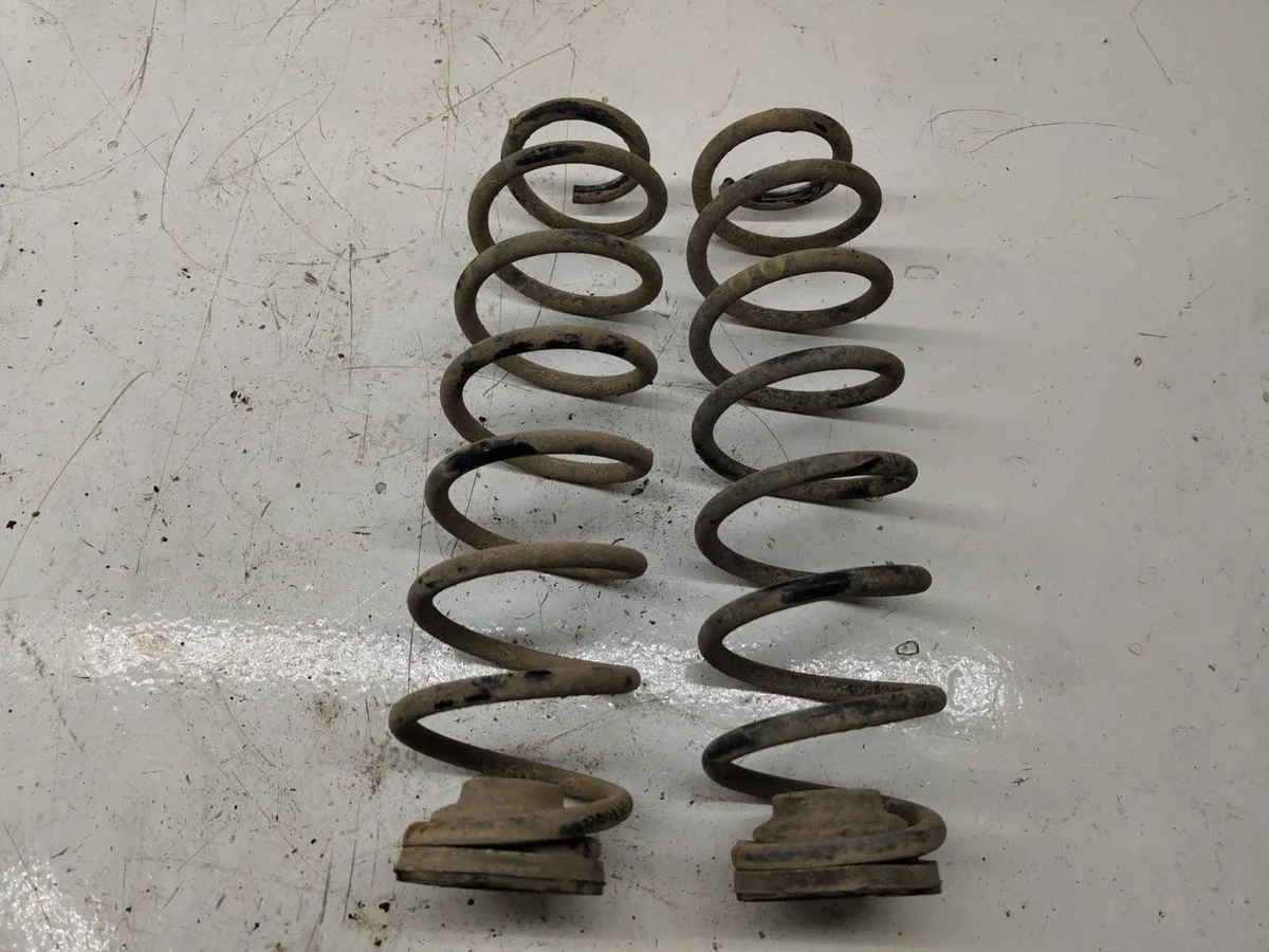 Muelle Trasero Skoda Fabia Mk1 (6Y) ISA8265