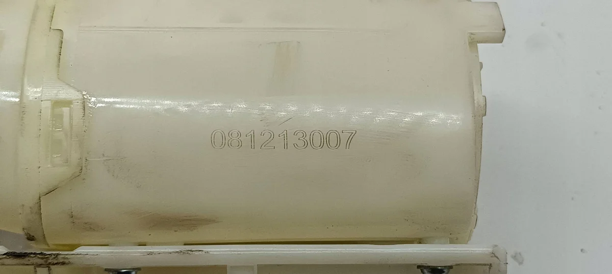 Brandstofpomp Audi A3 S3 8L 321919133 image 3
