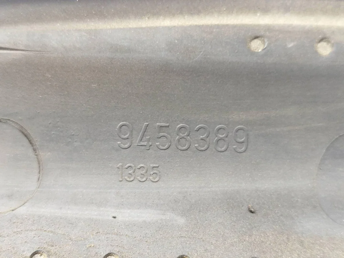 Volvo S40 V40 2003 Housing 9458389 image 3