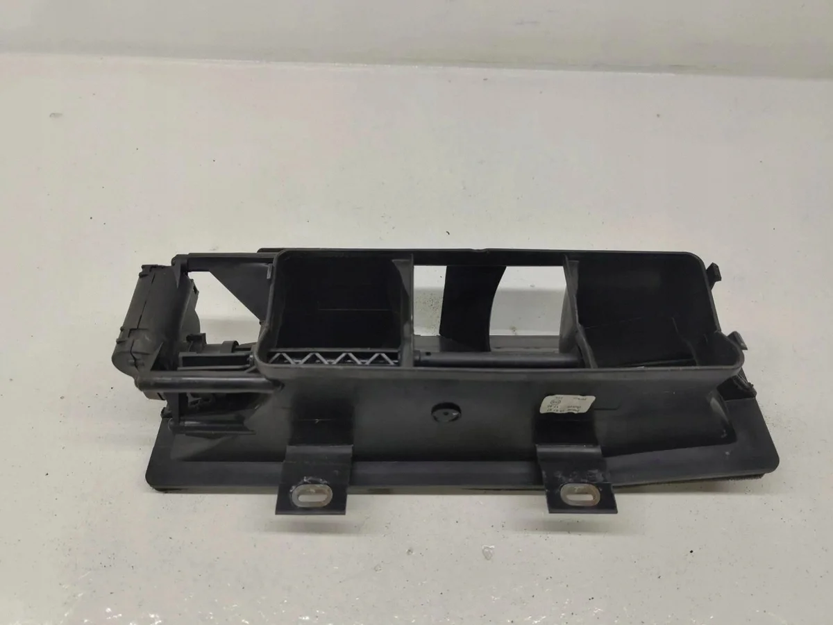 VW Passat B6 Klappenmotor Gebraucht 05706001 image 3