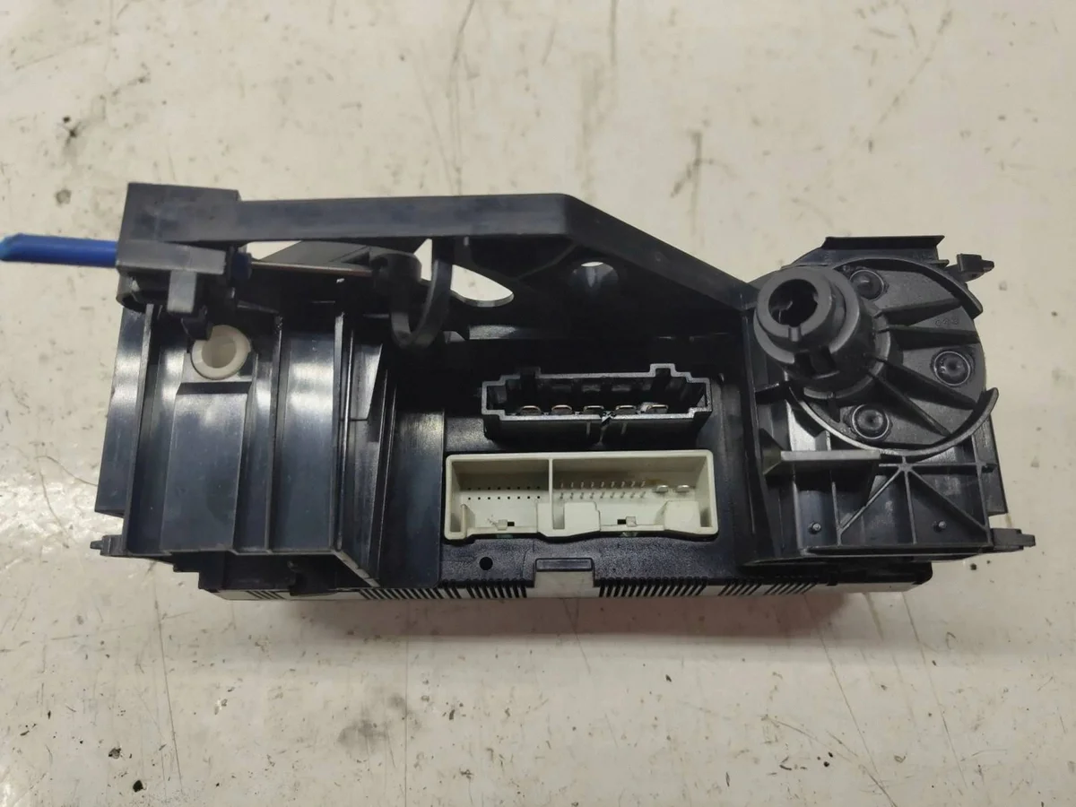 Painel de Ar Condicionado VW Golf V 537011 image 3