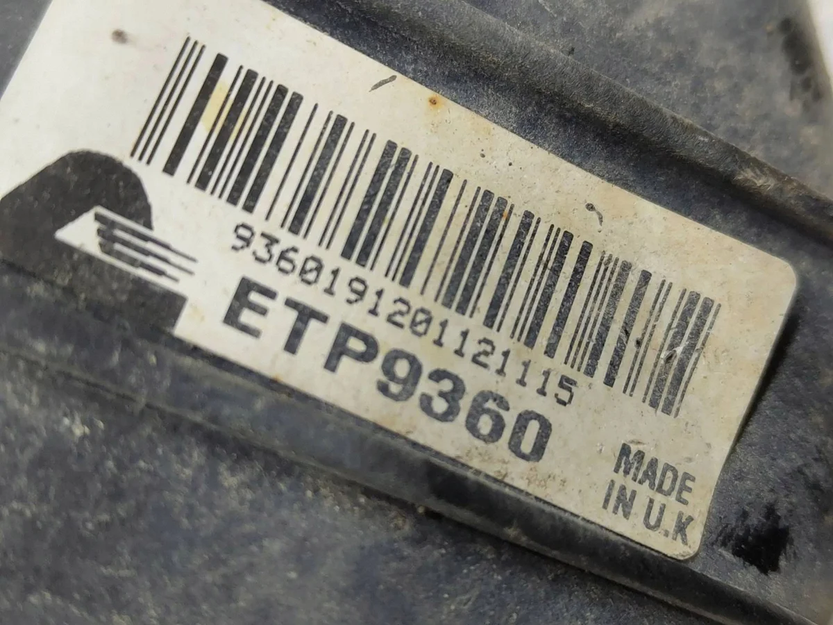 Intercooler Volvo S40, V40 ETP9360 Usado image 5