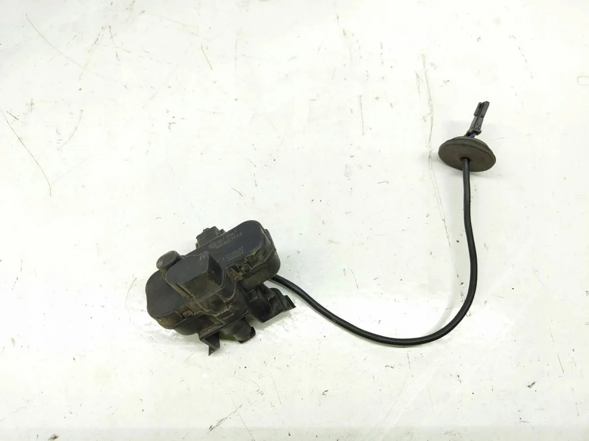 Schloss Tankklappe VW Golf V 5N0810773B