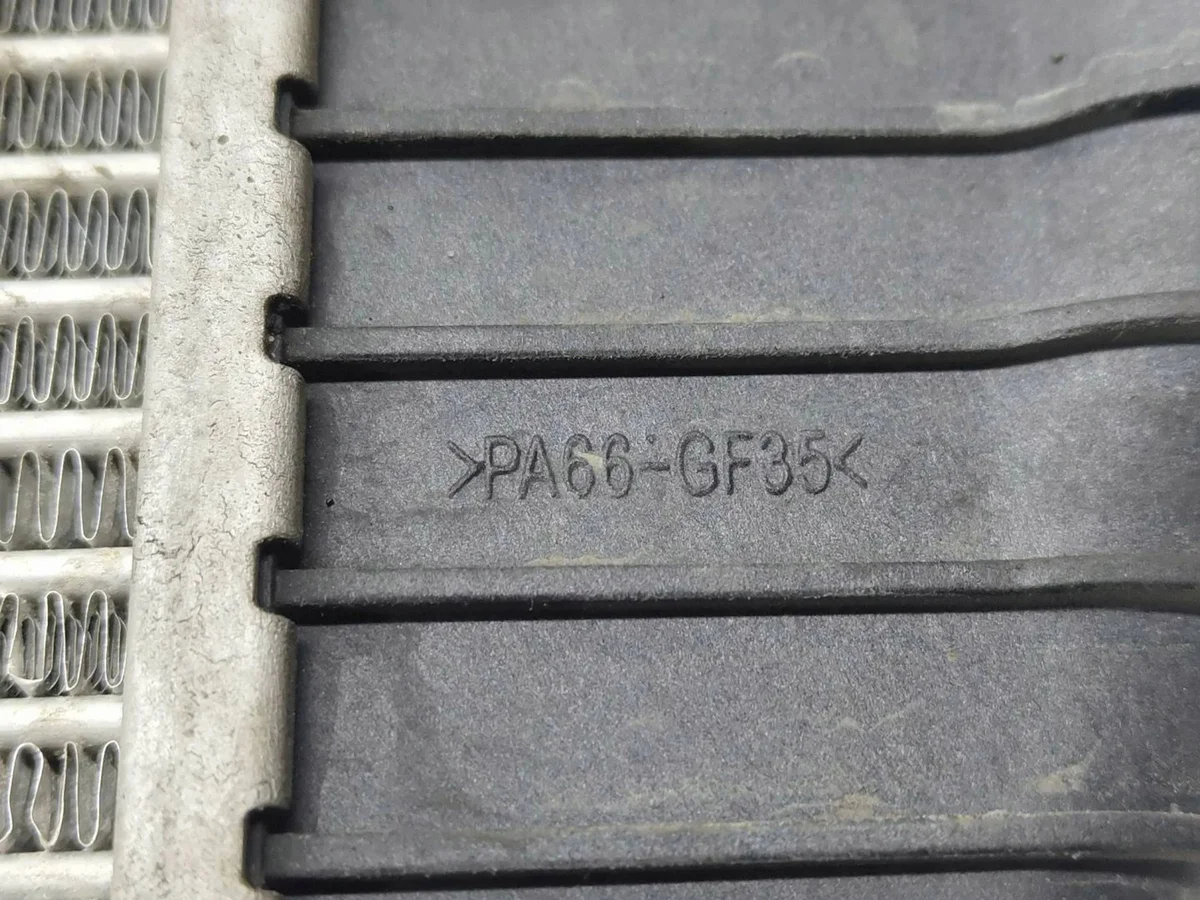 Radiateur eau Saab 9-3 Ver2 PA66GF35 image 5
