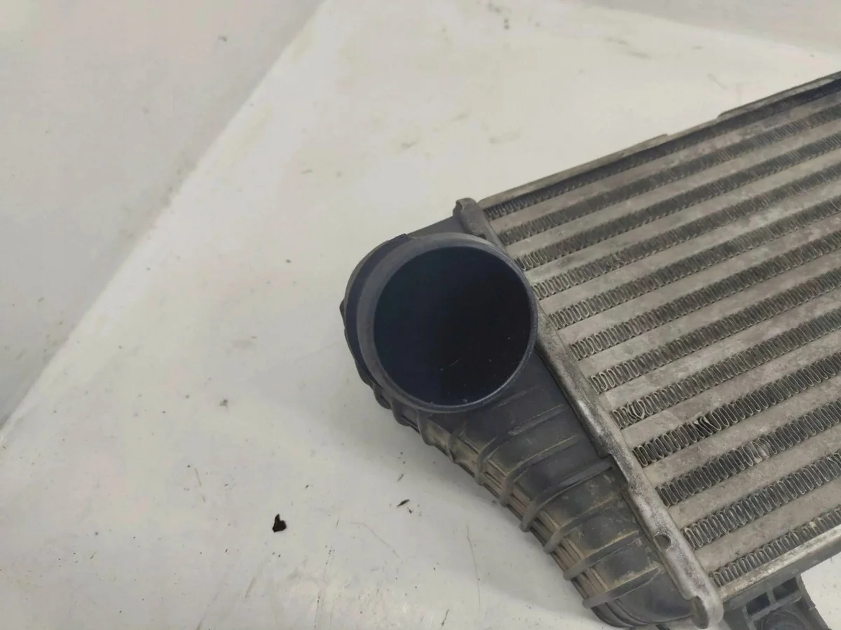 VW T4 2.5 TDI Intercooler 701145805A image 4