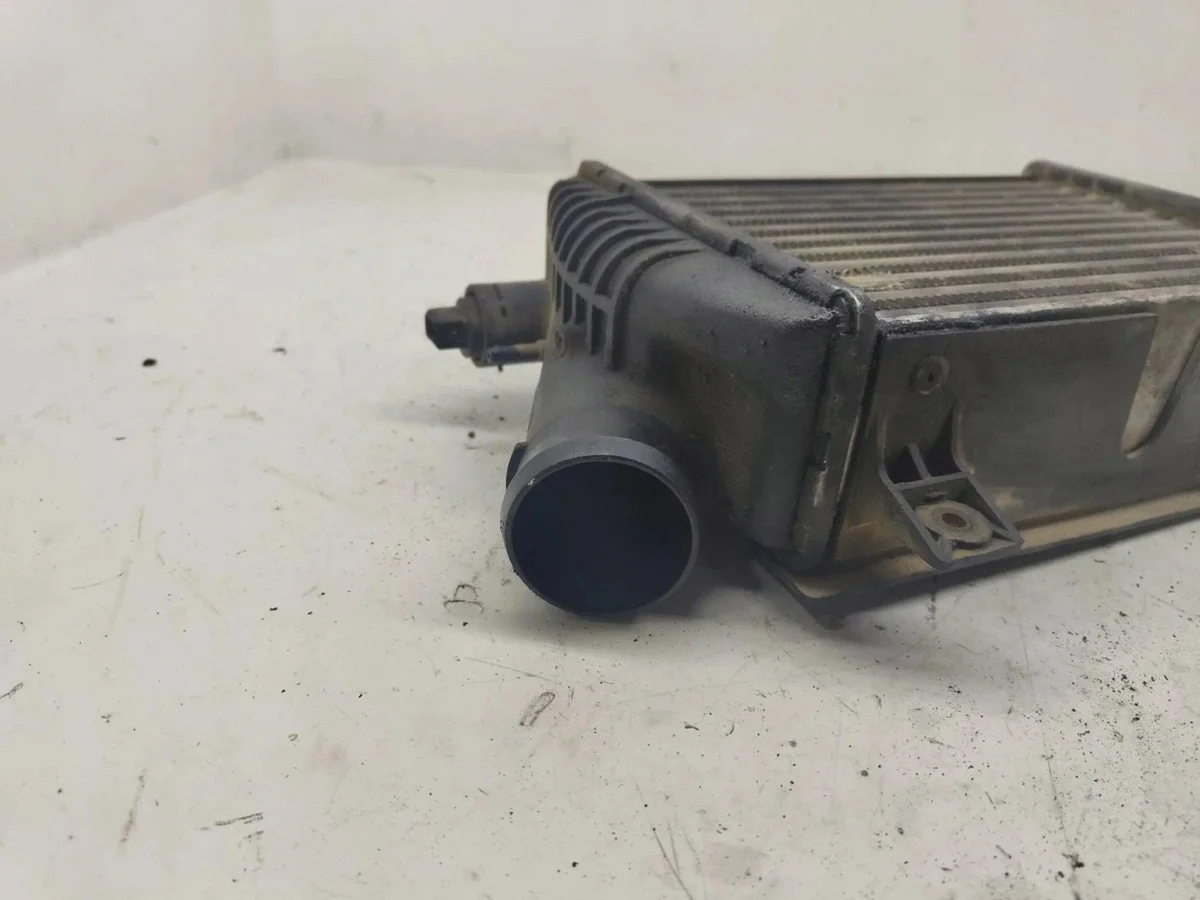 VW T4 2.5 TDI Intercooler 701145805A image 5