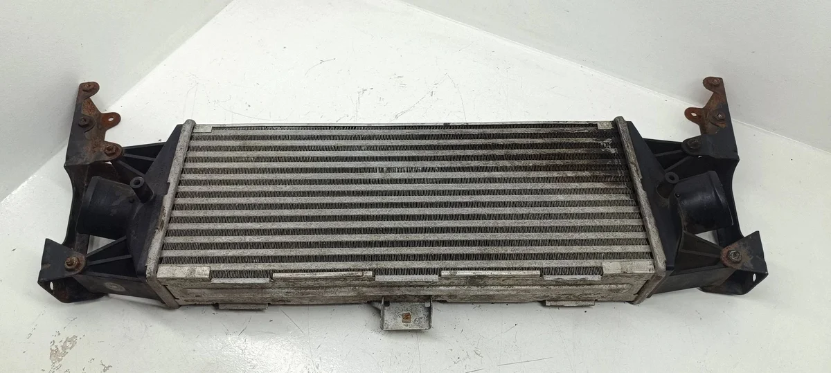 Intercooler Volkswagen Transporter T5 Usado