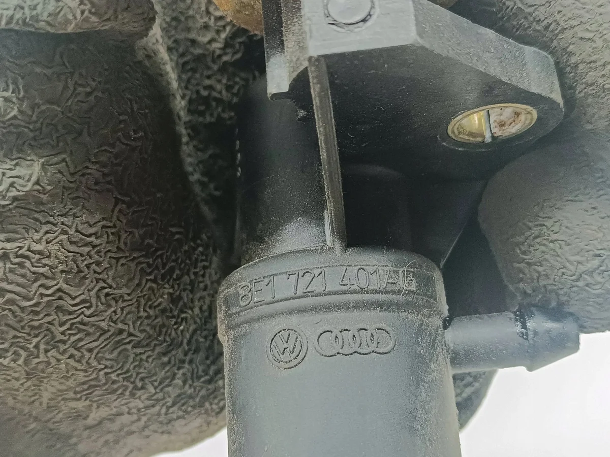 Bomba Embrague VW Passat B5 8E1721401AG image 3