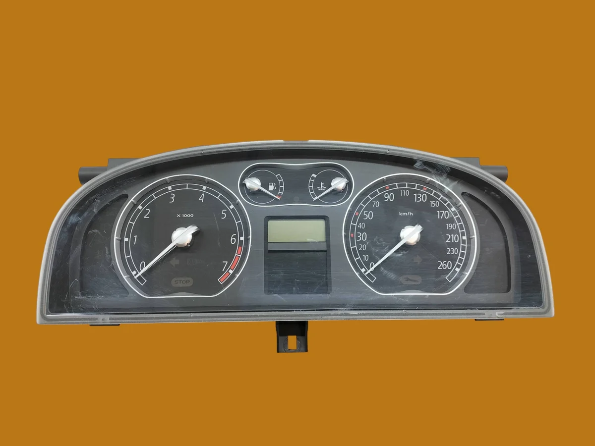 Liczniki Renault Laguna II 2.0 B