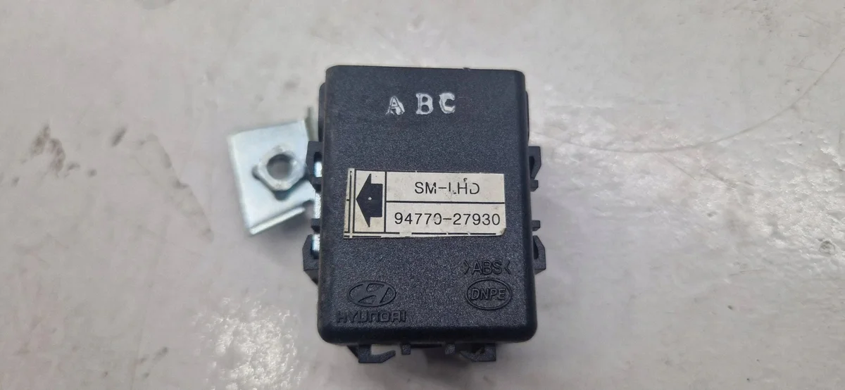 Sensor de Pressão de Óleo Hyundai Santa Fe 9477027930 image 3