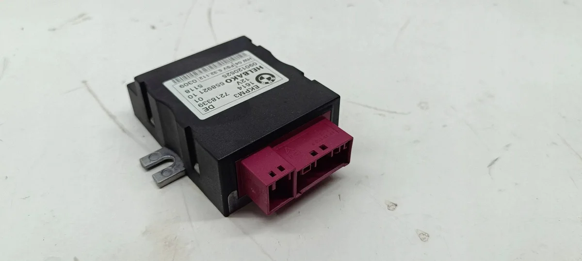 Ohjain polttoainepumpulle BMW 1 E81 E87
