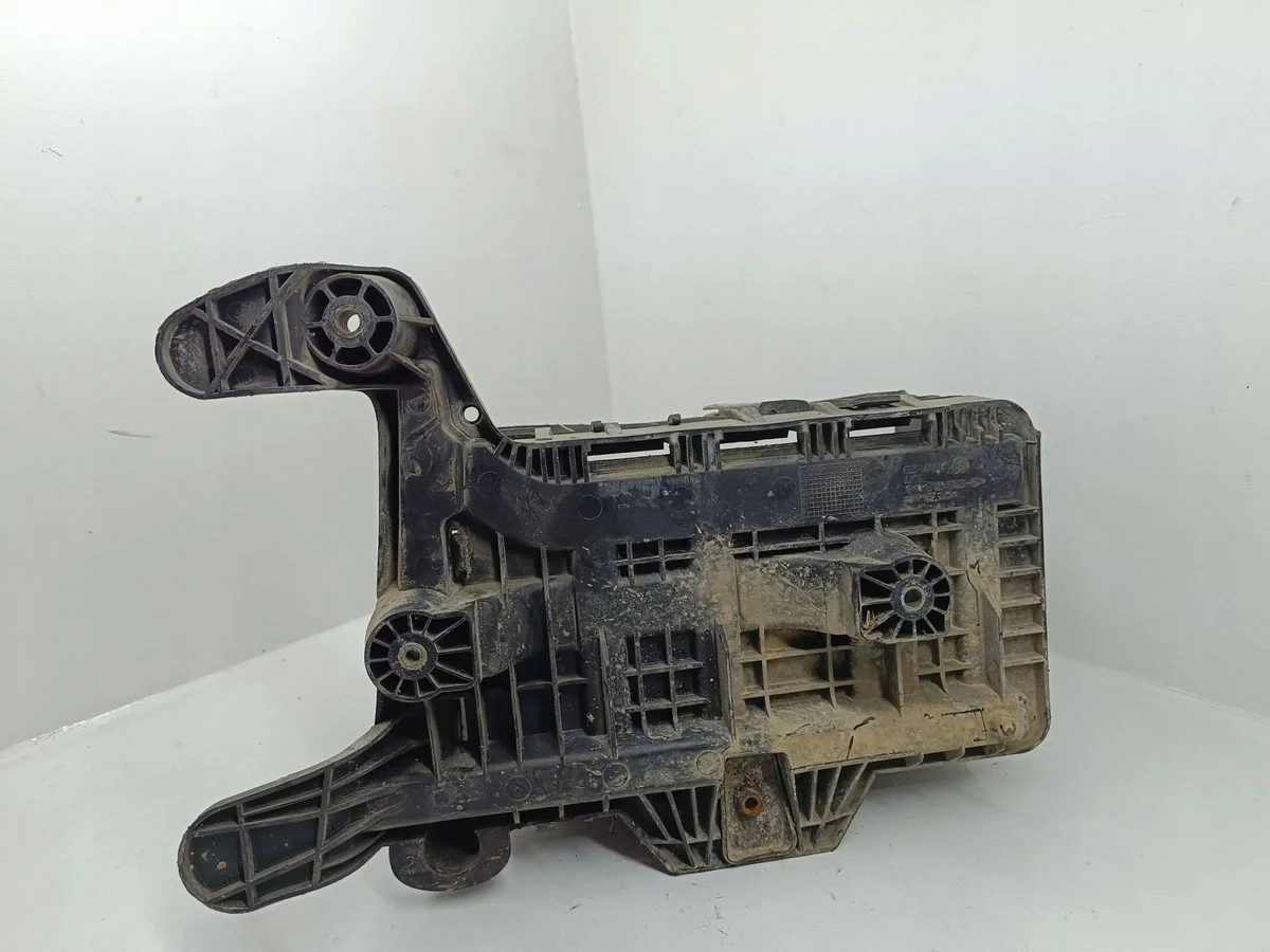 Support batterie VW Touran 1K0915333B image 3