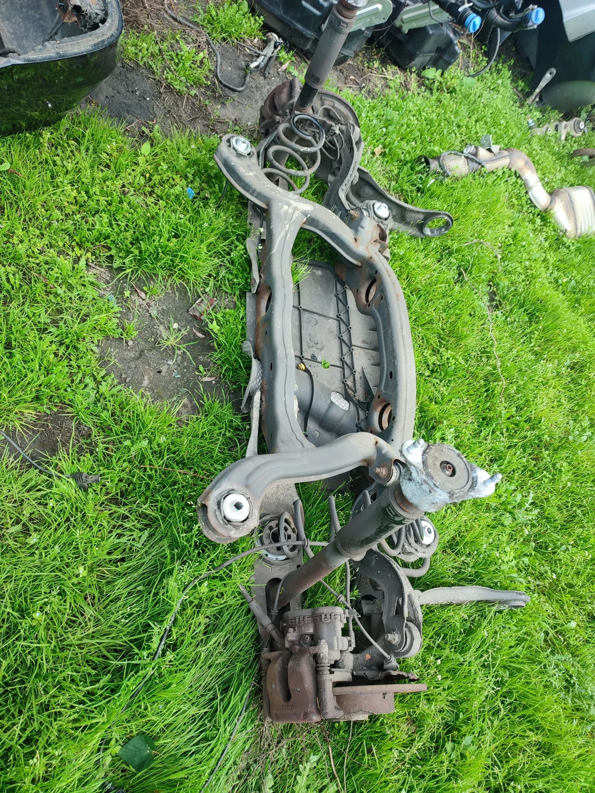 Takajousitus Mercedes CLA177 Käytetty