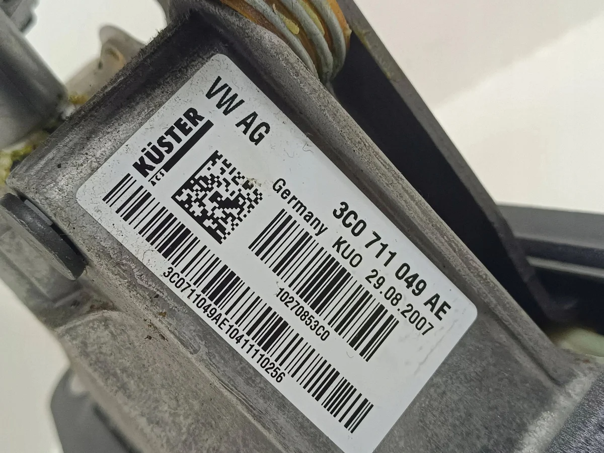 Levier de vitesse Volkswagen Passat B7 3C0711049AE image 4