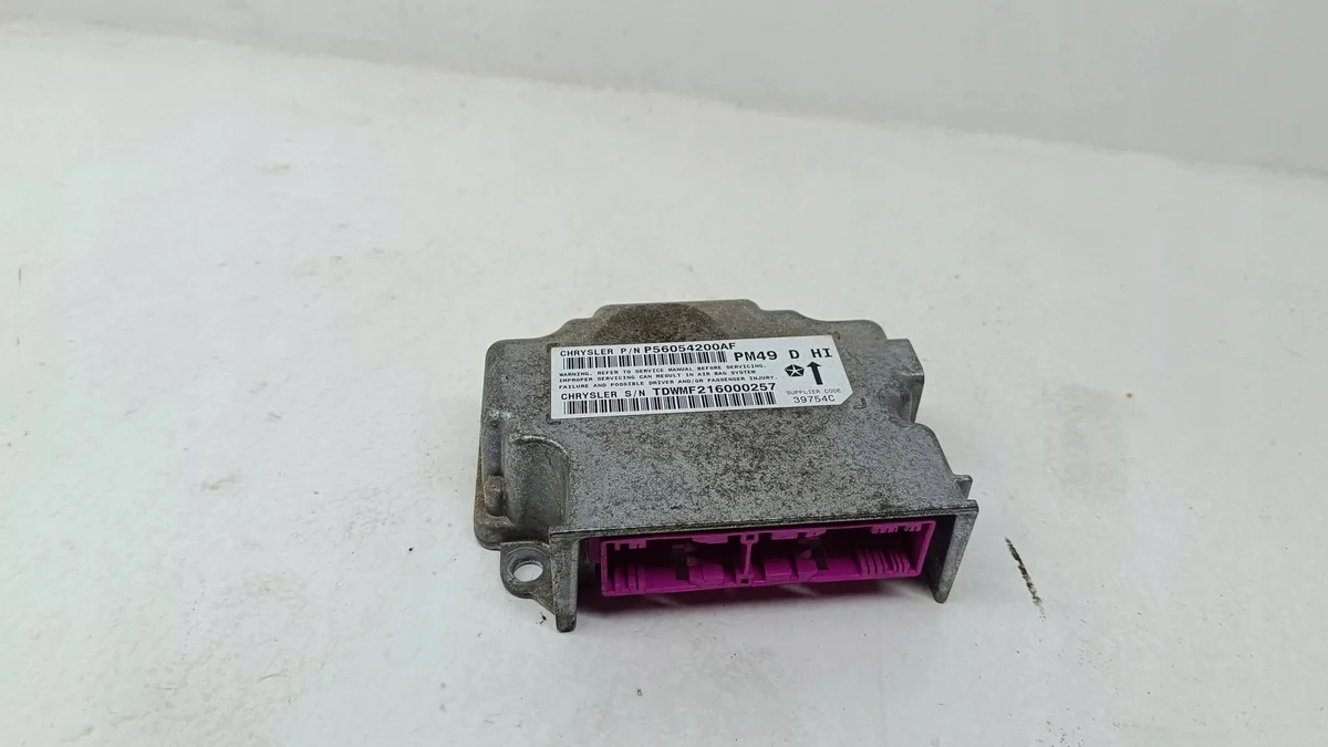 Airbag Control Unit Dodge Caliber P56054200AF