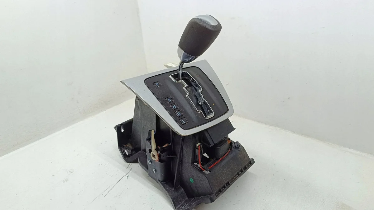 Levier de vitesse Dodge Caliber 68059485AB