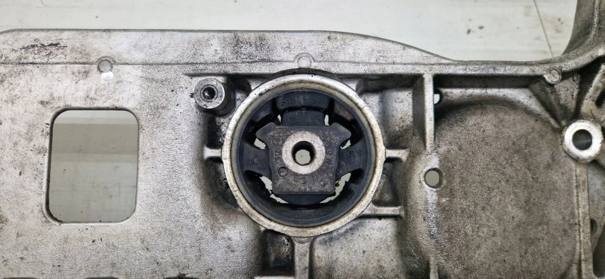Soporte delantero Volkswagen Passat B6 7N0199369 image 4