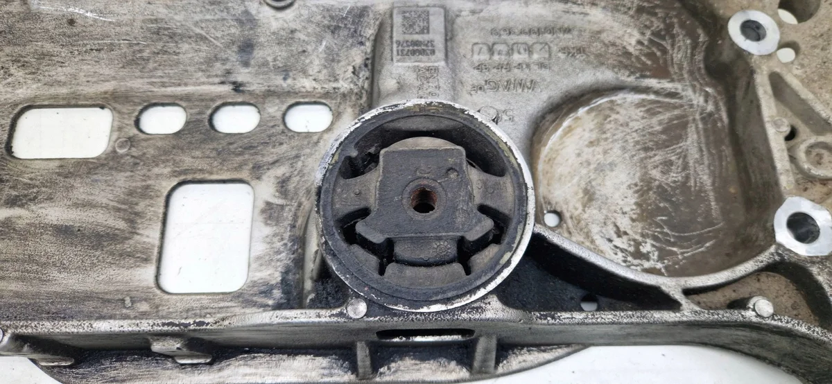 Soporte delantero Volkswagen Passat B6 7N0199369 image 5