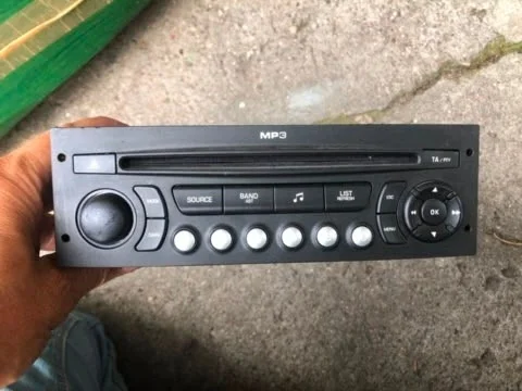 Radio CD MP3 Peugeot 207 96662669XT