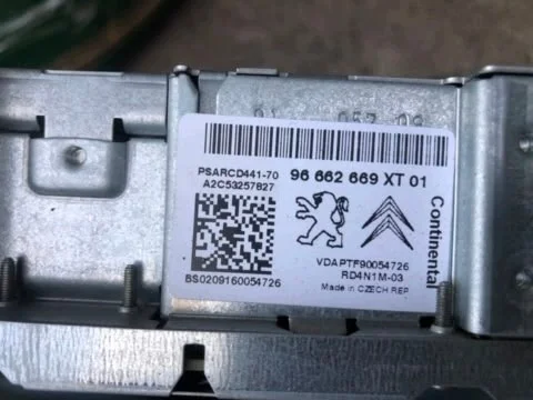 Radio CD MP3 Peugeot 207 96662669XT image 3