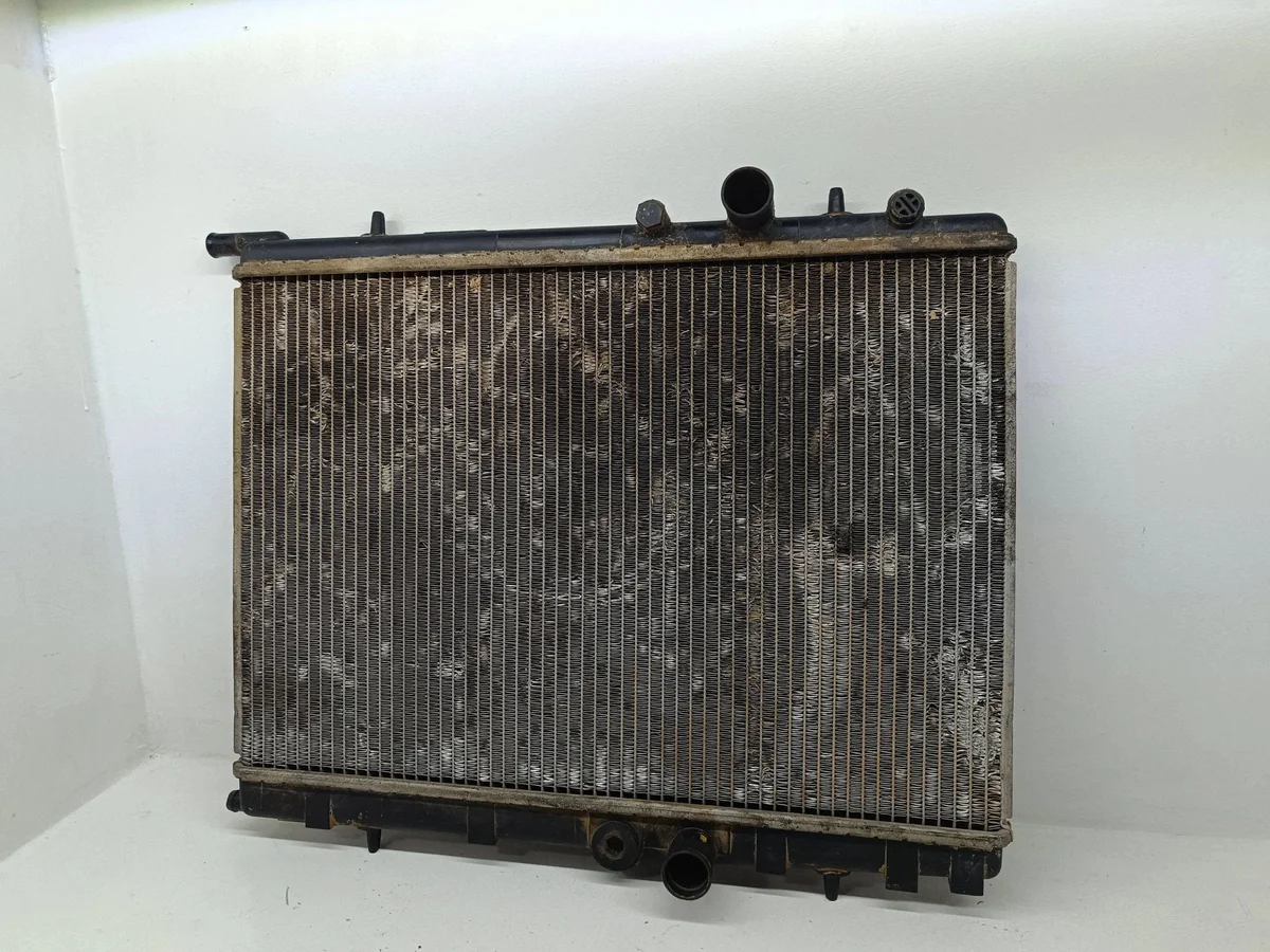 Kühler Wasser Peugeot 307 ISA4042