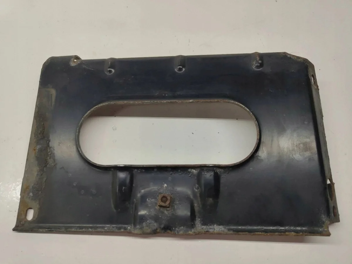 Base Bateria VW Transporter Caravelle T5 Usada