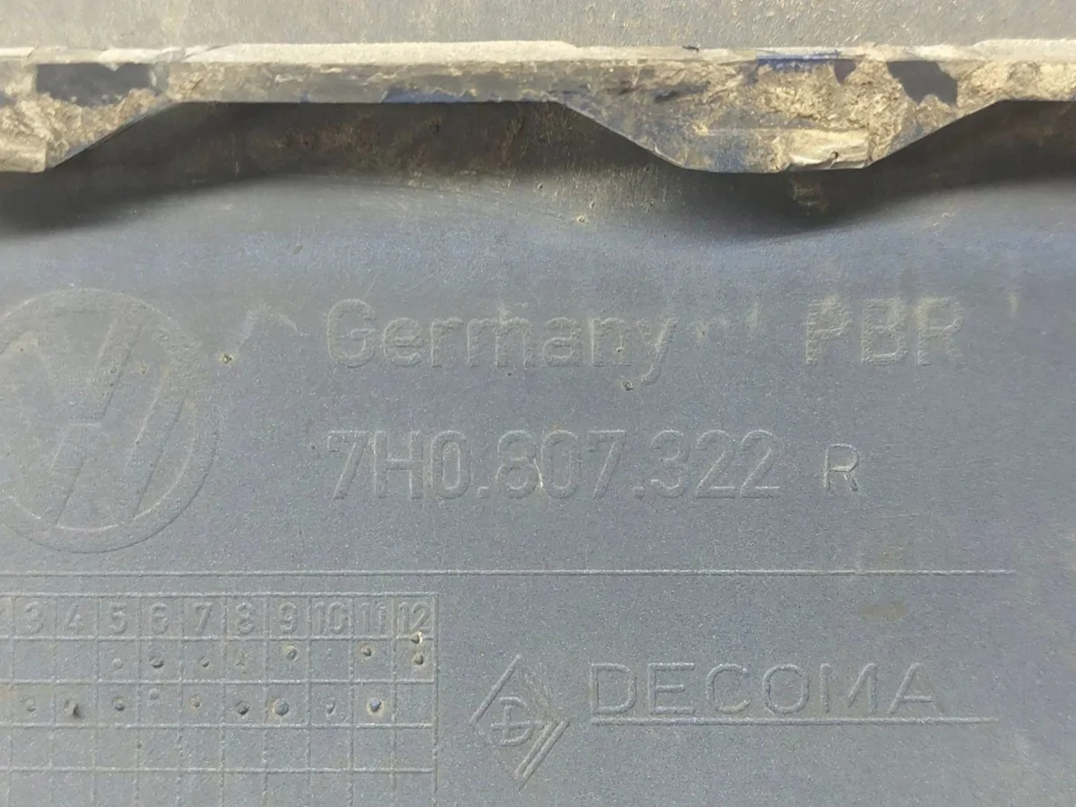 Angolare paraurti posteriore VW Multivan T5 7H0807322R image 4